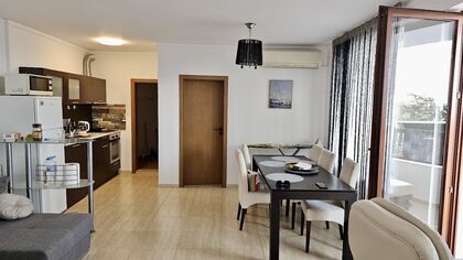 Купить ID7303 Трехкомнатная квартира с видом на море в ЖК Топ в Болгарии