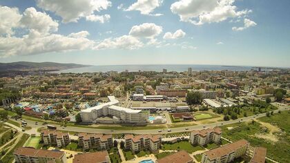 Купить ID7375 Трехкомнатная квартира в ЖК Holiday Fort Golf Club в Болгарии