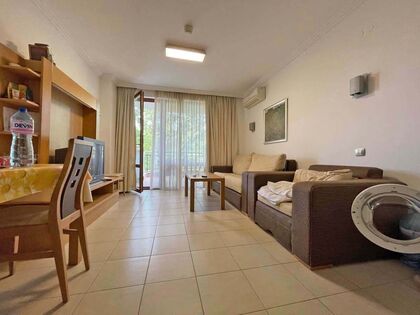 Купить ID6192 Двухкомнатная квартира в апарт - отеле Emerald Beach Resort & Spa в Болгарии