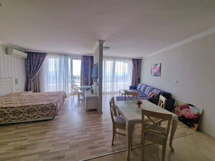 Купить ID7308 Просторная студия с видом на море в ЖК Penelope Palace в Болгарии