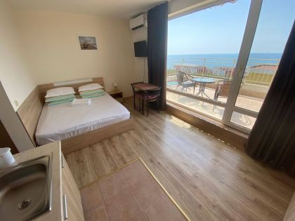 Купить ID7527 Квартира - студия с панорамным видом на море в ЖК Crown Fort Club в Болгарии