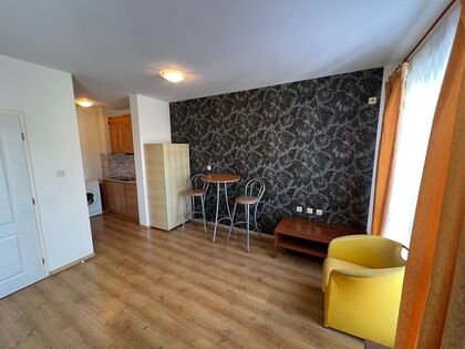 Купить ID7667 Просторная студия в ЖК Флорес Парк в Болгарии