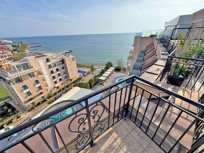 Купить ID7648 Двухкомнатная квартира с панорамным видом на море в Гранд Отель Святой Влас в Болгарии