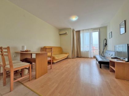 Купить ID7837 Двухкомнатная квартира в ЖК Nessebar Fort Golf Club в Болгарии