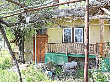 Купить ID2212 Дом с участком земли в селе Горица в Болгарии