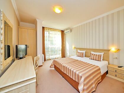 Купить ID883 Апартаменты в элитном комплексе Пенелопа Палас в Болгарии