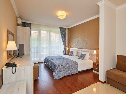 Купить ID883 Апартаменты в элитном комплексе Пенелопа Палас в Болгарии