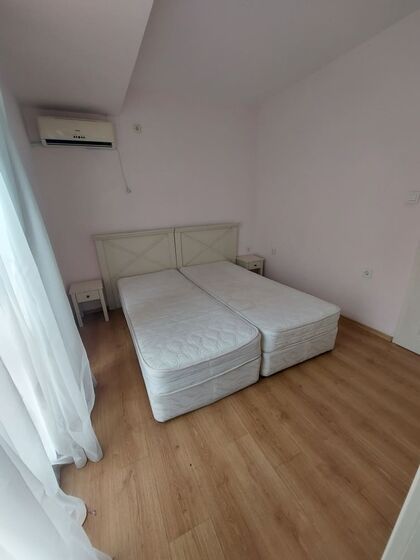 Купить ID6952 Двухкомнатная квартира в ЖК Flores Park в Болгарии