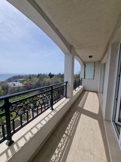 Купить ID7308 Просторная студия с видом на море в ЖК Penelope Palace в Болгарии