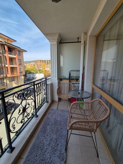 Купить ID7578 Двухкомнатная квартира в ЖК Вилла Флоренция в Болгарии