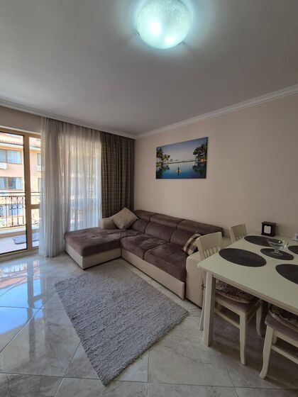 Купить ID7578 Двухкомнатная квартира в ЖК Вилла Флоренция в Болгарии