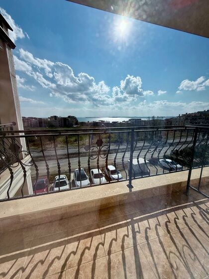 Купить ID7713 Квартира - студия в ЖК Макон Резиденс в Болгарии