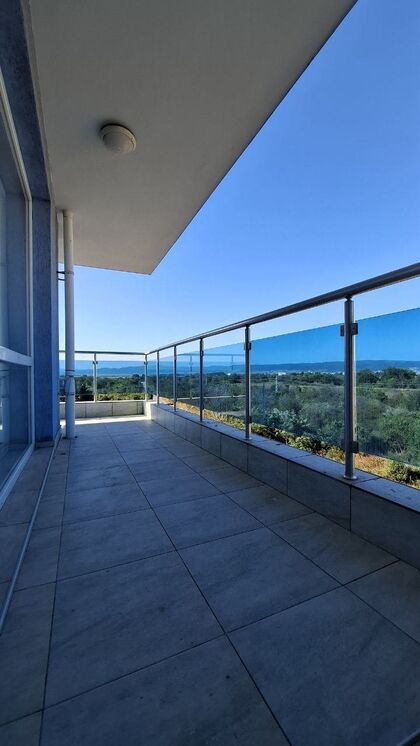 Купить ID7806 Трехкомнатная квартира в ЖК Одиссей в Болгарии