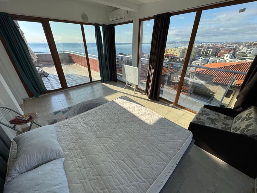 ID6163 Трехкомнатная квартира в ЖК Lazur 5