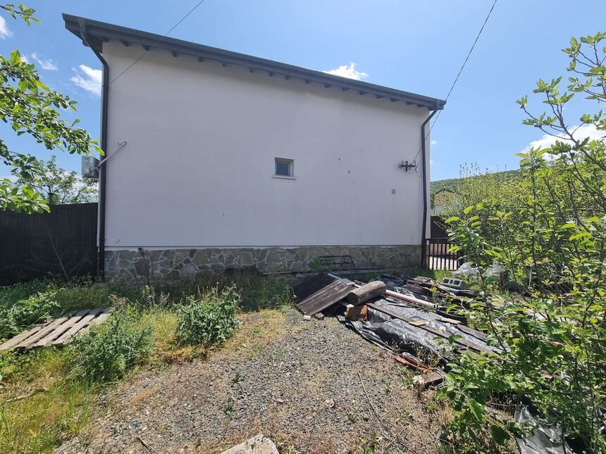 ID7266 Дом с земельным участком в селе Медово