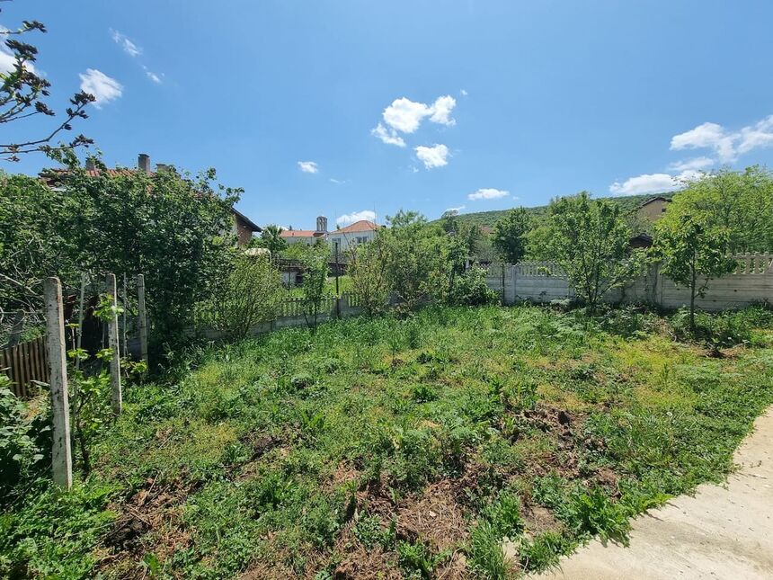 ID7266 Дом с земельным участком в селе Медово