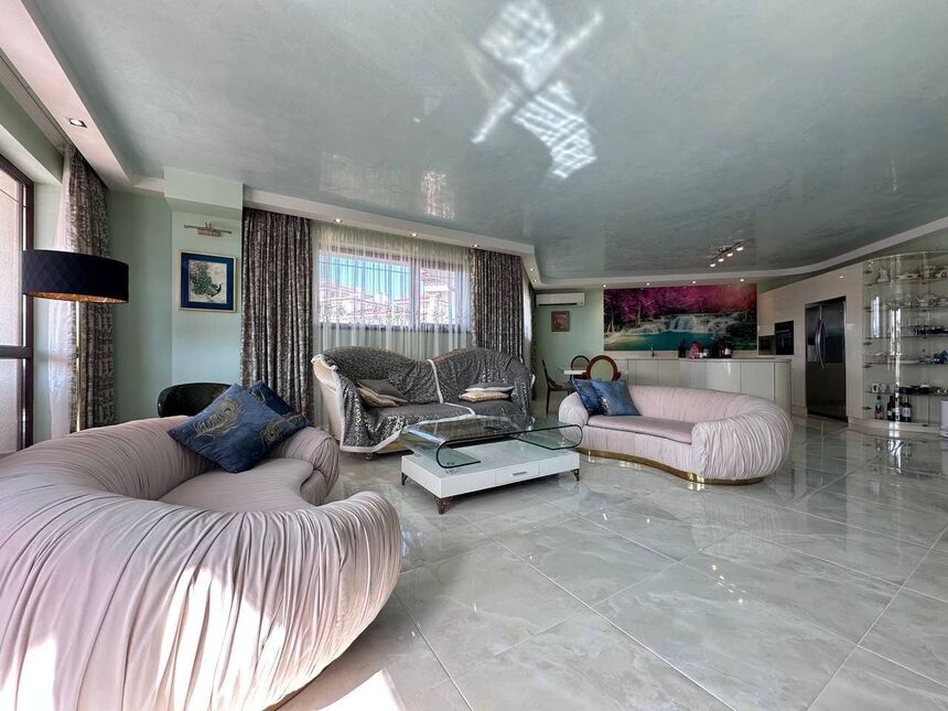 ID7450 Трехкомнатная квартира в ЖК Посейдон