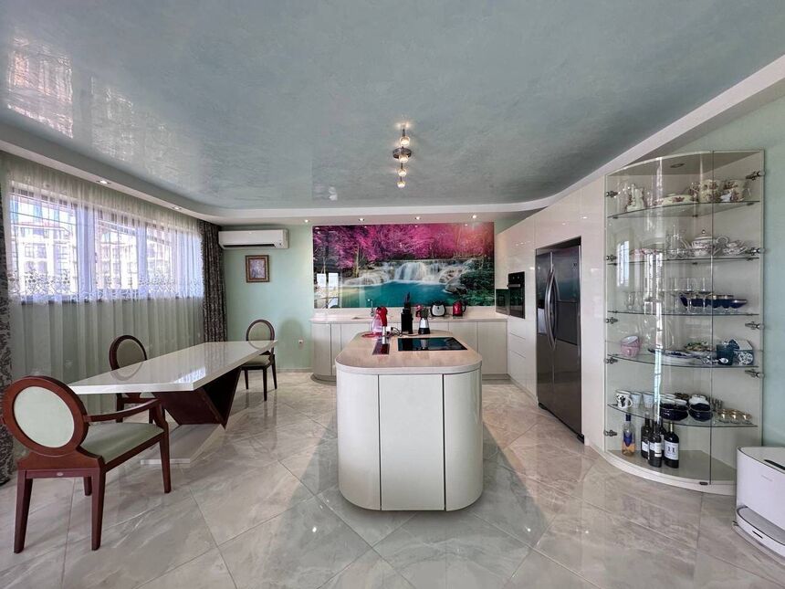 ID7450 Трехкомнатная квартира в ЖК Посейдон