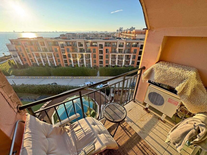 ID7571 Просторная студия с видом на море в апарт - отеле Grand Hotel Sveti Vlas