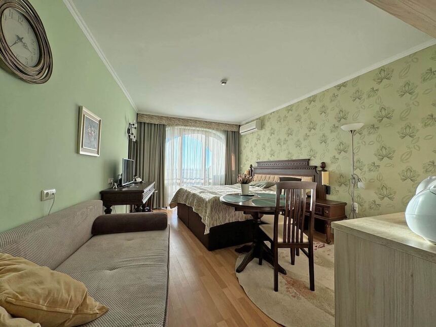 ID7571 Просторная студия с видом на море в апарт - отеле Grand Hotel Sveti Vlas