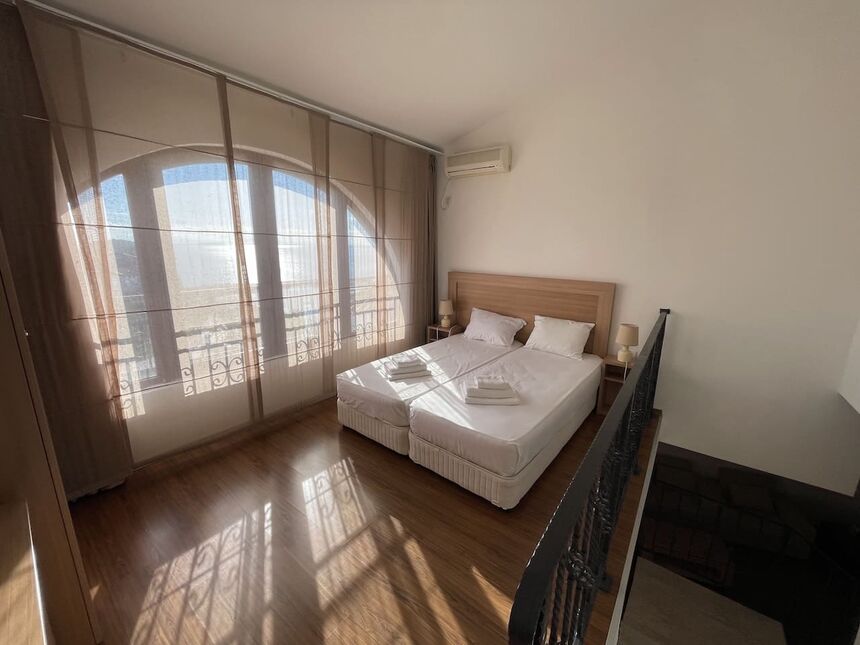 ID7630 Двухкомнатная квартира с видом на море в ЖК Марина Кейп