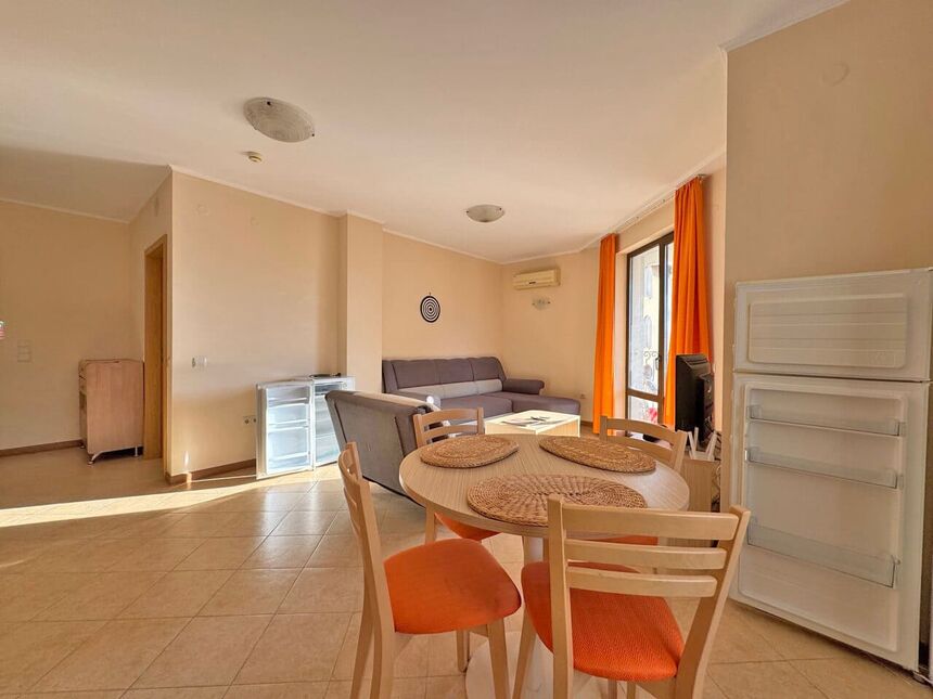 ID7675 Трехкомнатная квартира в ЖК Роял Сан