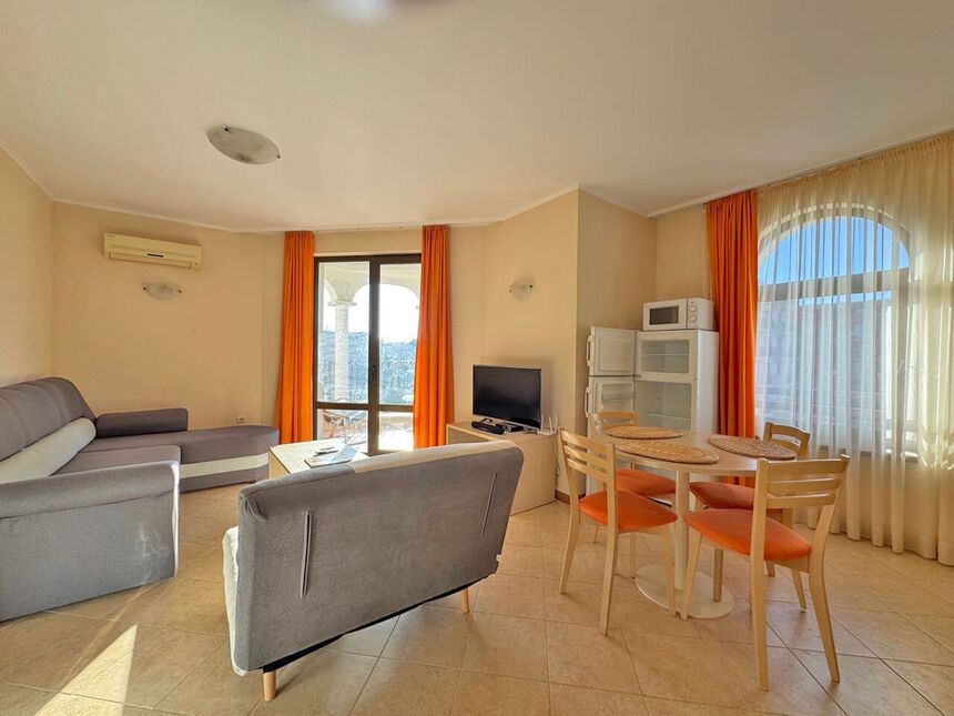 ID7675 Трехкомнатная квартира в ЖК Роял Сан