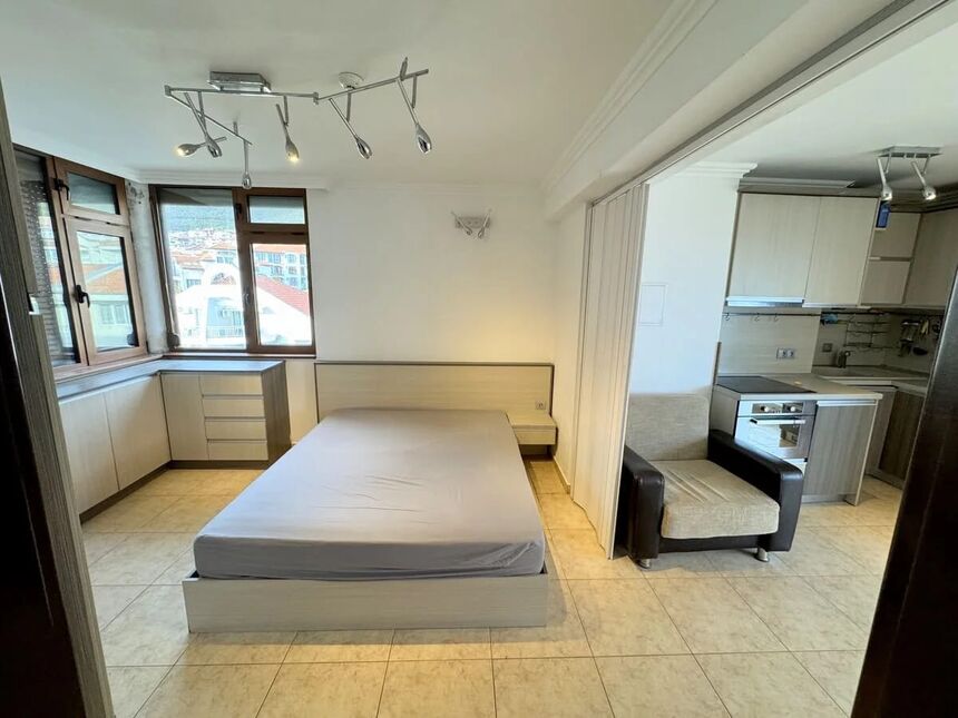 ID7719 Двухкомнатная квартира с видом на море в ЖК Лазур 4